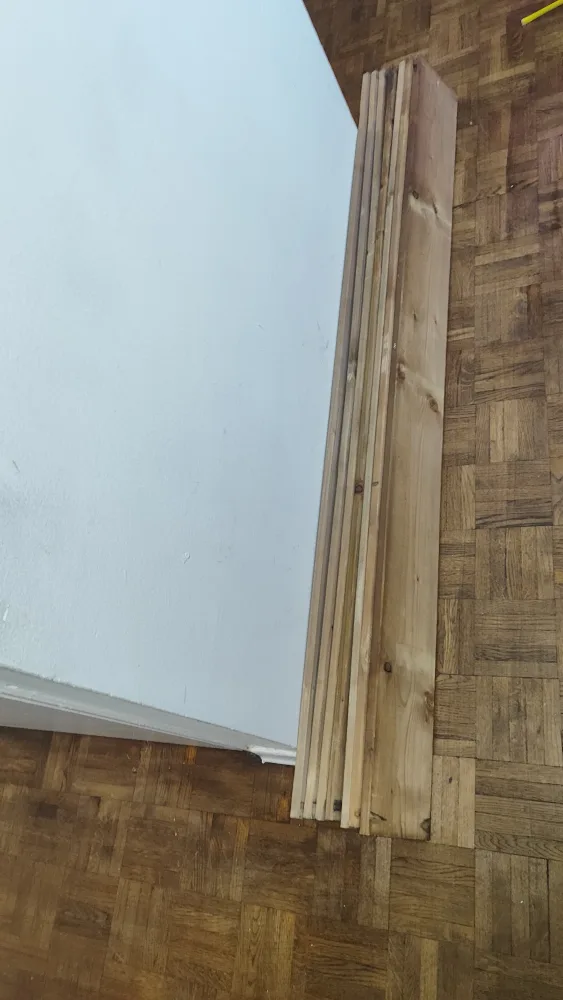 Reclaimed Wood Planks - DIY Project image indicator(3)