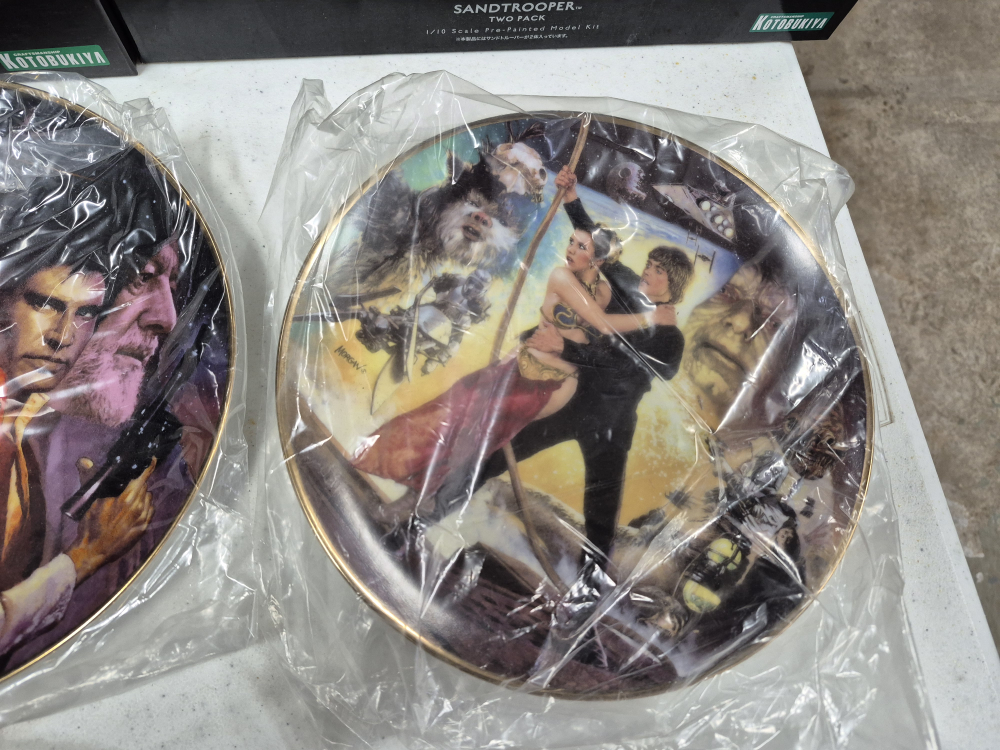 Star Wars Collector Plates Set of Four - photo 4