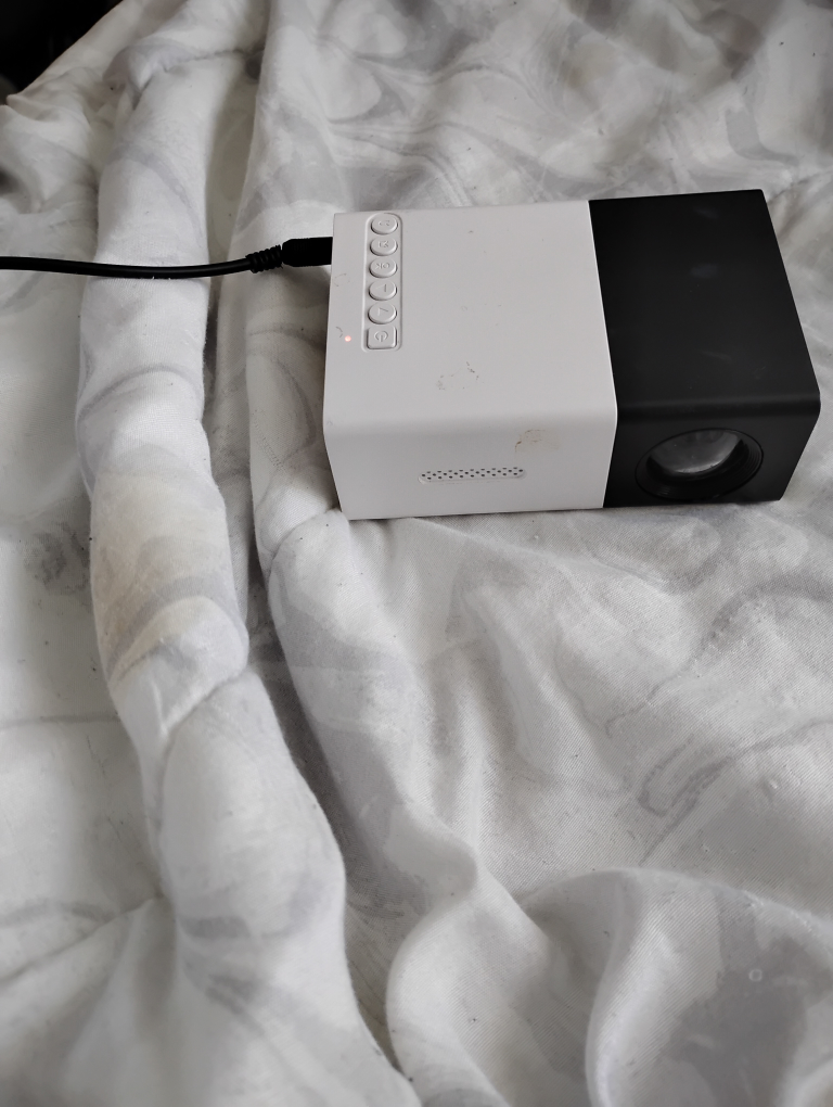 Mini Portable Projector - photo 3