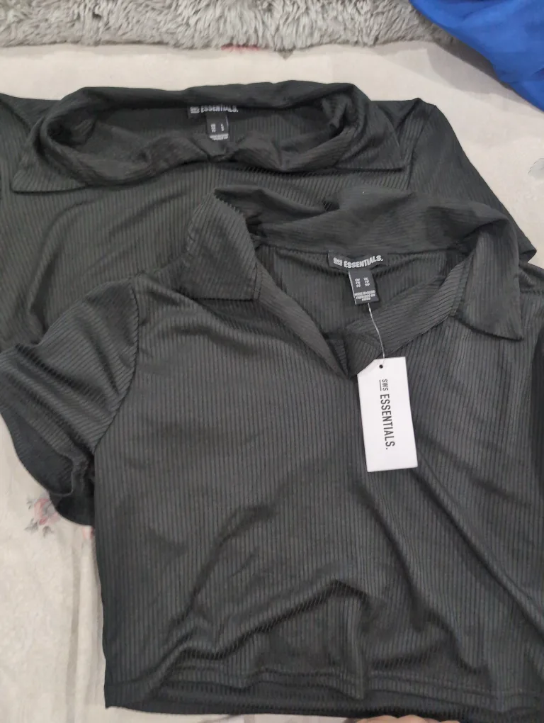 2 Ribbed Crop Tops - Black - Size L thumbnail