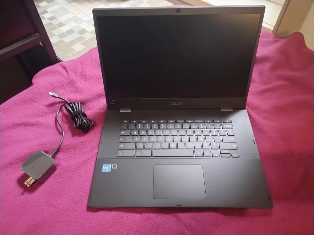 ASUS Chromebook Laptop image indicator(2)