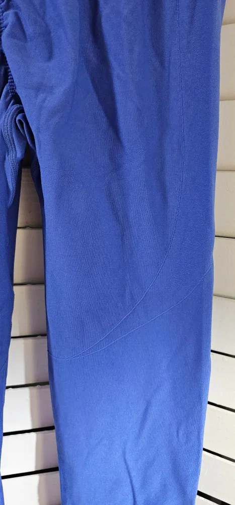 AYBL Seamless Leggings - Size M - Royal Blue image indicator(6)