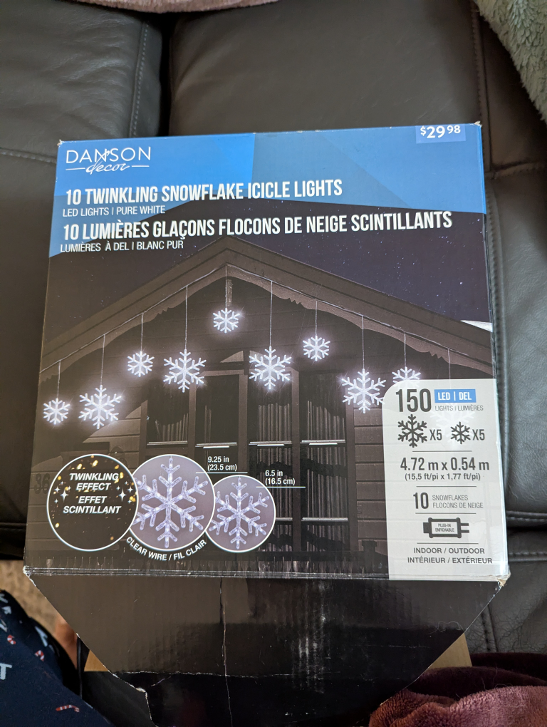 Danson 10 Twinkling Snowflake Icicle Lights