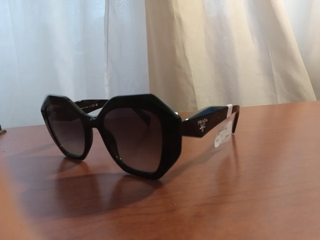 Prada Sunglasses image indicator(2)