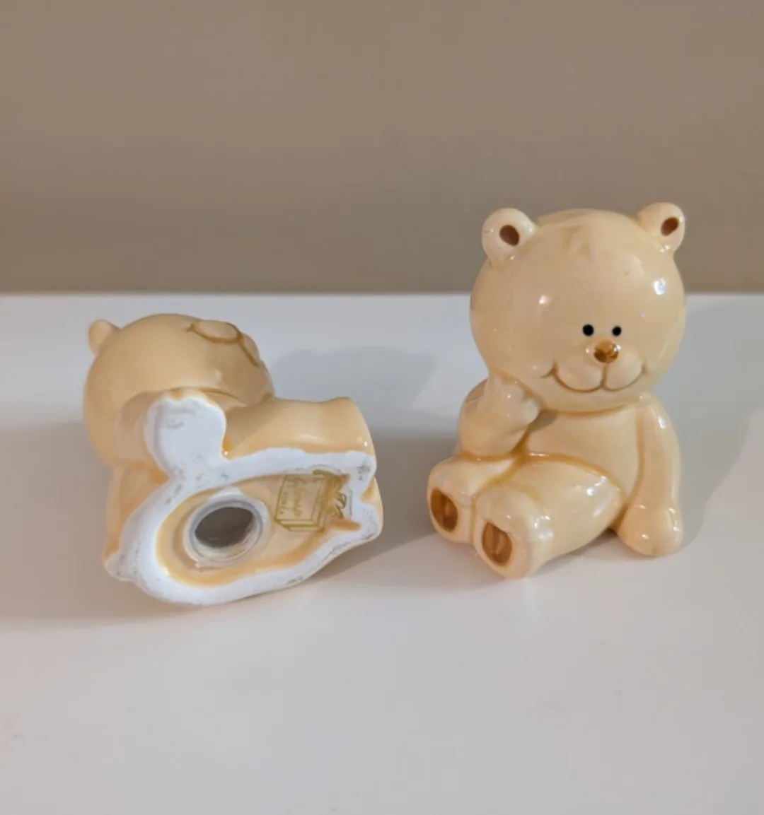 Bear Salt and Pepper Shakers image indicator(2)