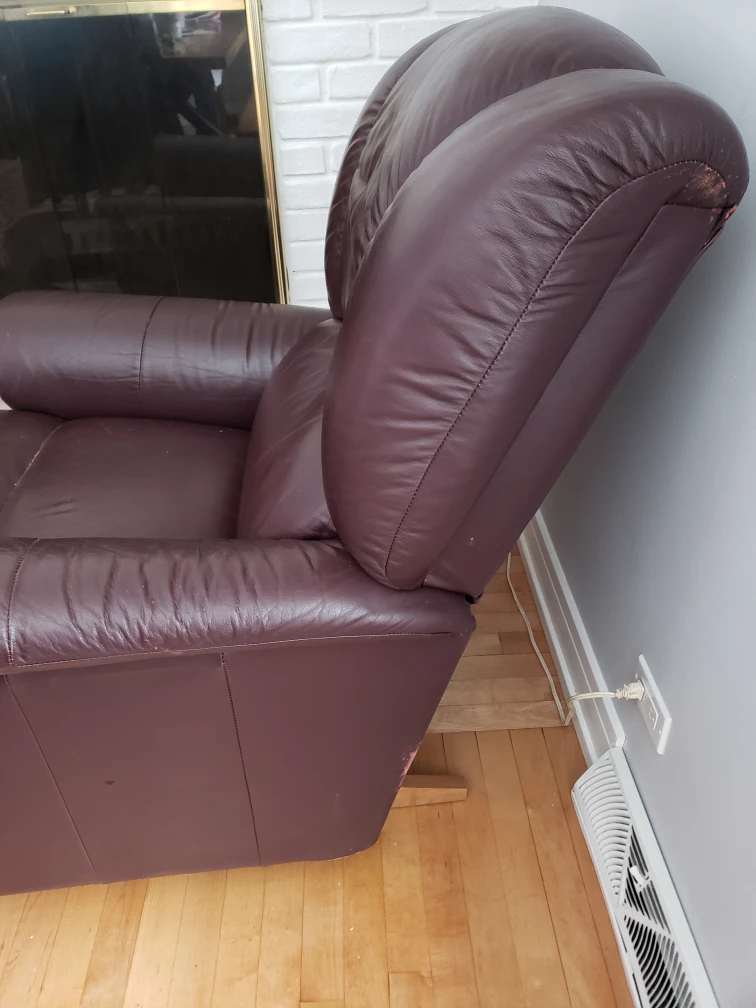 La-Z-Boy Recliner - photo 5