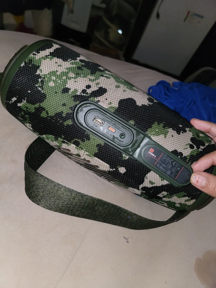 JBL Xtreme 3 Camo Portable Bluetooth Speaker image indicator(3)