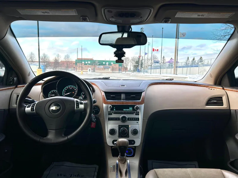 2009 Chevrolet Malibu LT image indicator(9)