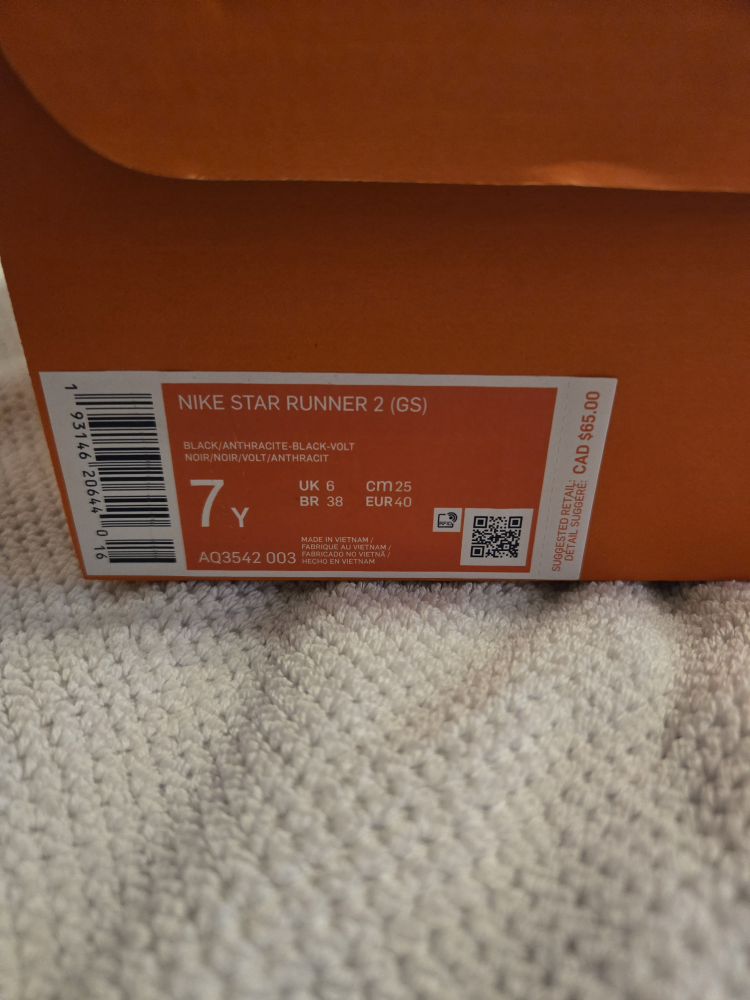 Nike Star Runner 2 (GS) Black Size 7Y