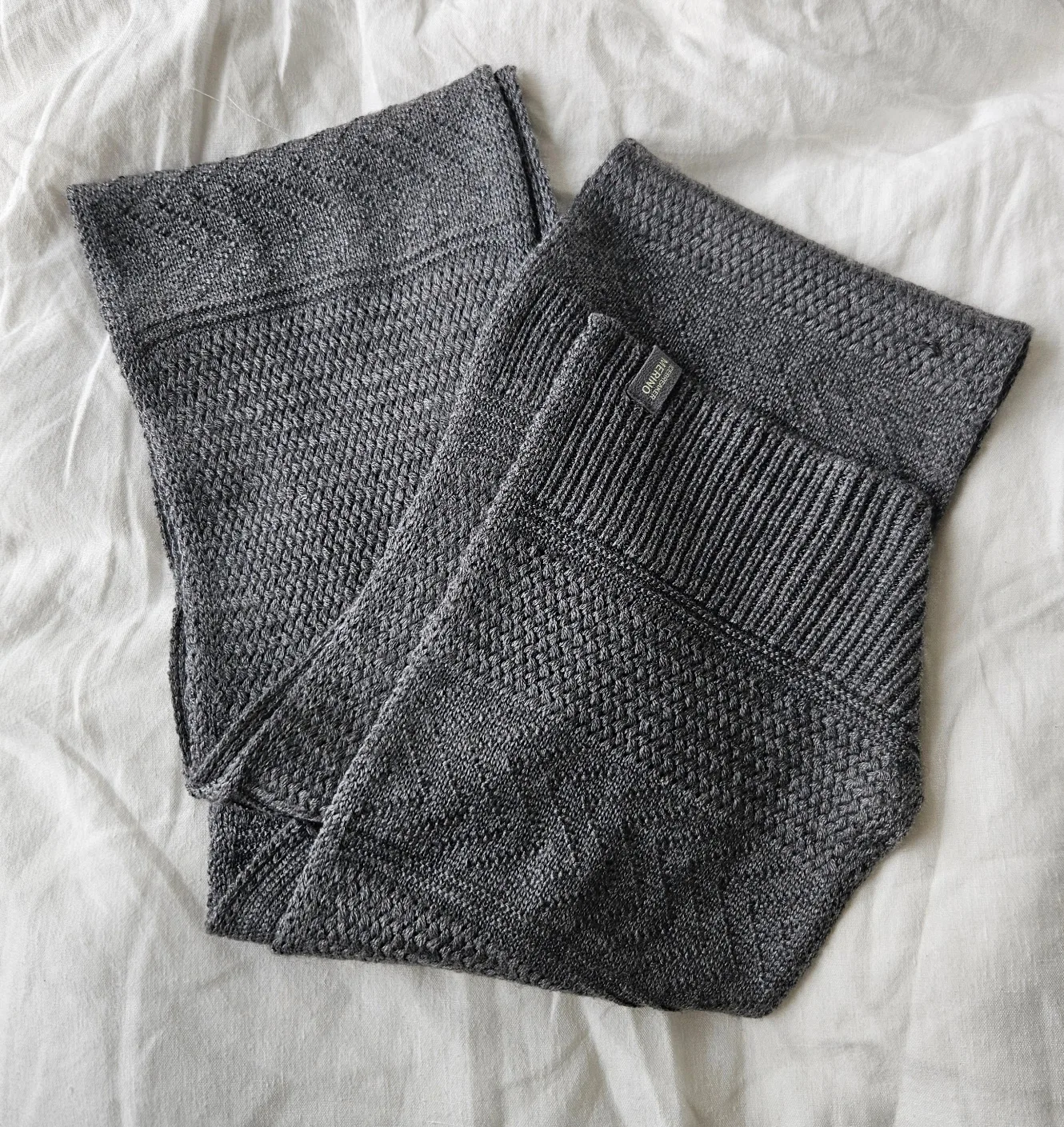 Icebreaker Merino Wool Scarf thumbnail