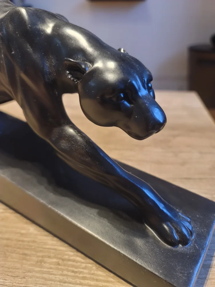 Black Panther Sculpture Figurine image indicator(2)