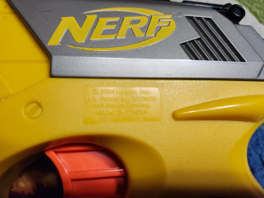 vintage early 2000s Nerf Gun Revolver image indicator(4)