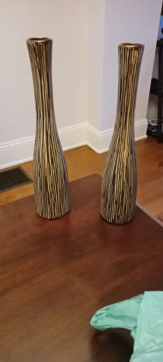 Set of 2 Japanese Shigaraki Decorative Vases thumbnail