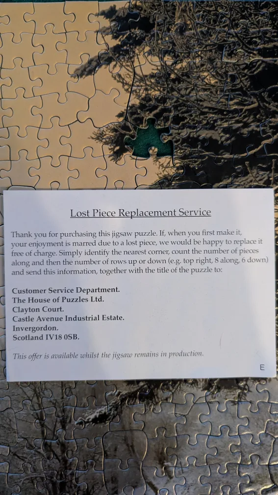 1000-Piece Frosty Morn Jigsaw Puzzle - The Moray Collection image indicator(3)