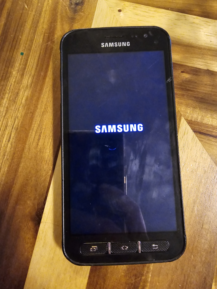 Samsung Galaxy Xcover 3 - Used Smartphone