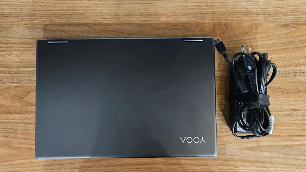 Lenovo Yoga 15.6" 720-15iKB 2-in-1 Laptop - READ DESCRIPTION thumbnail