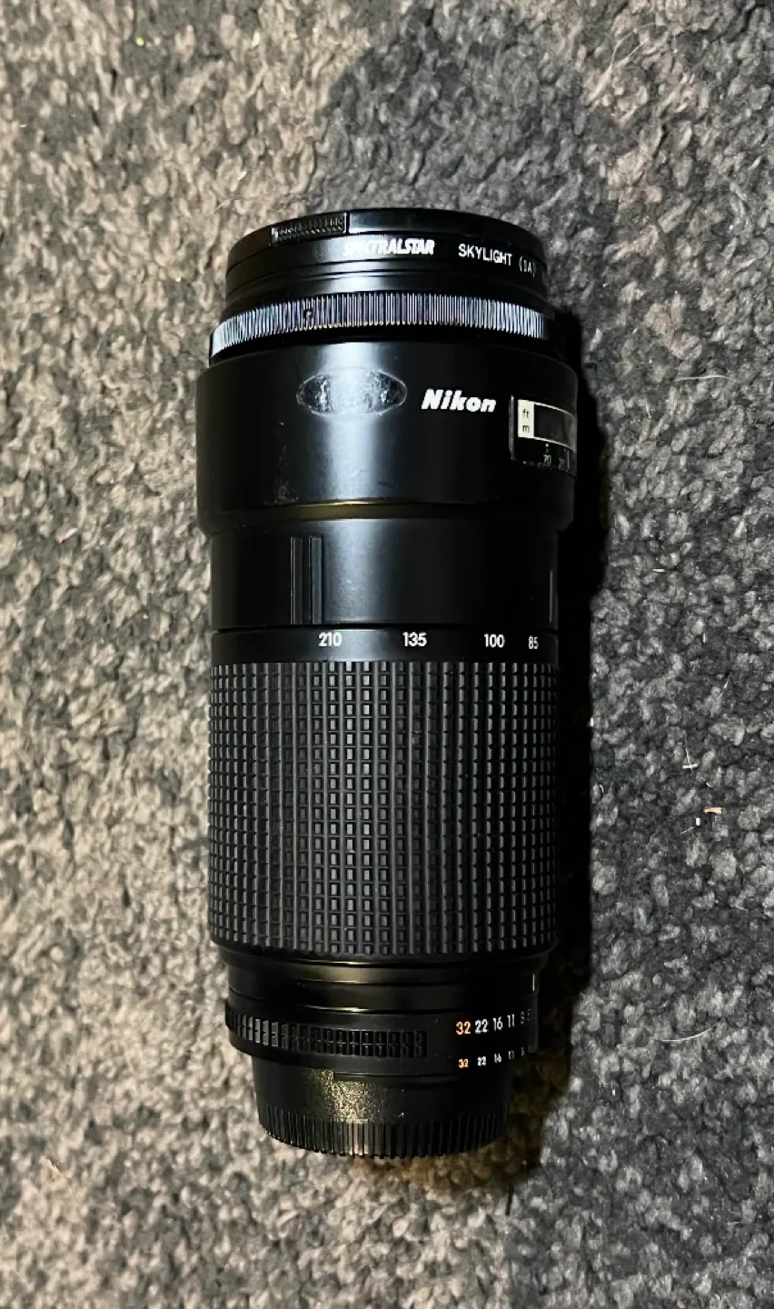 Nikon N2020 35-70mm Camera + Lens image indicator(4)