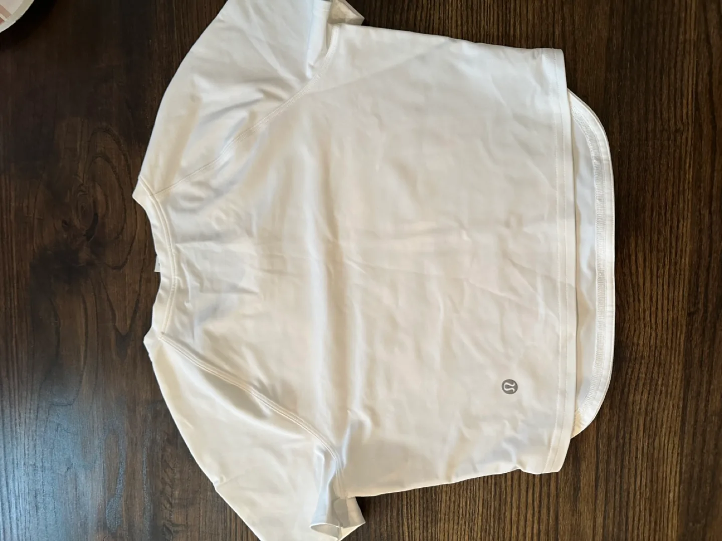 Lululemon White V-Neck Crop Top image indicator(3)