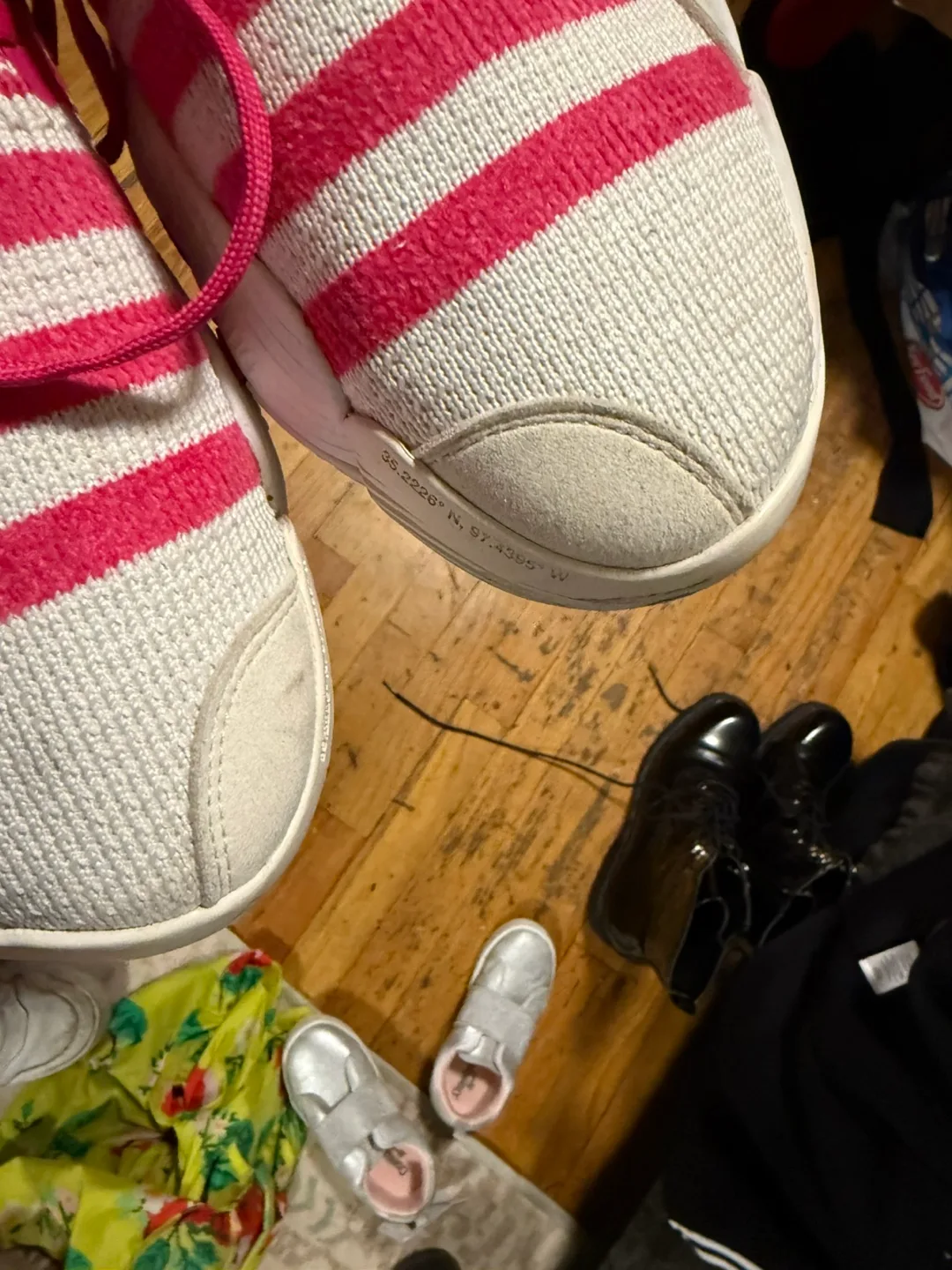 Adidas Young 1 Pink White Sneakers image indicator(7)