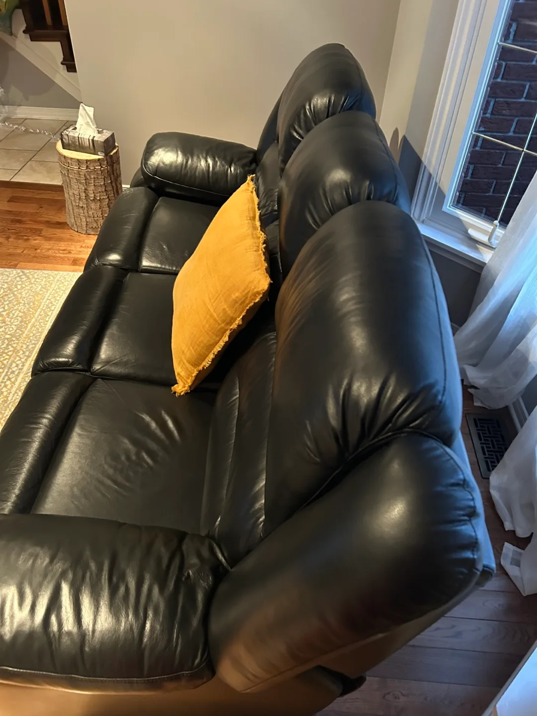 Black Genuine Leather Reclining Sofa image indicator(3)