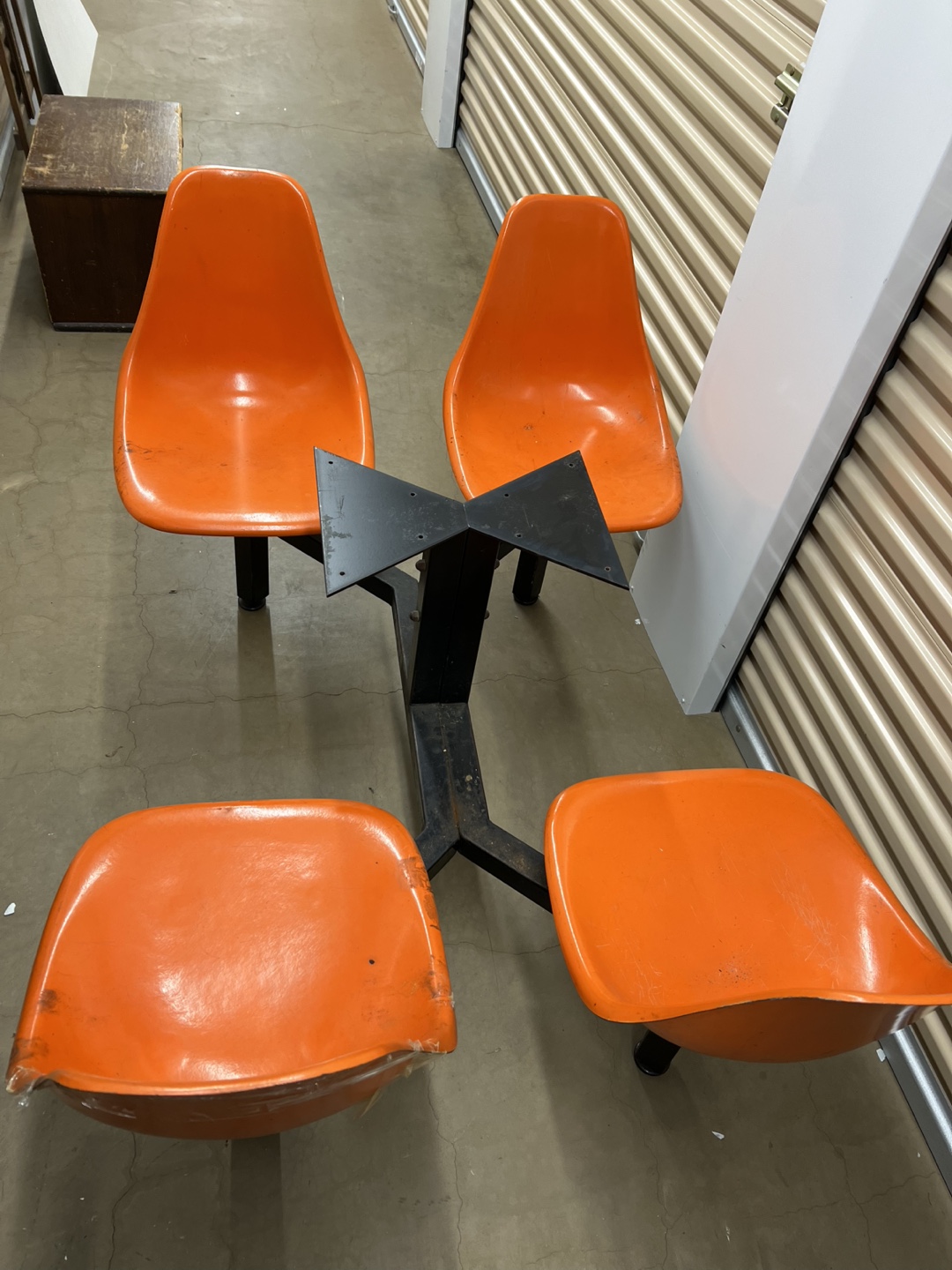Vintage Restaurant Booth Table & Chairs - photo 4