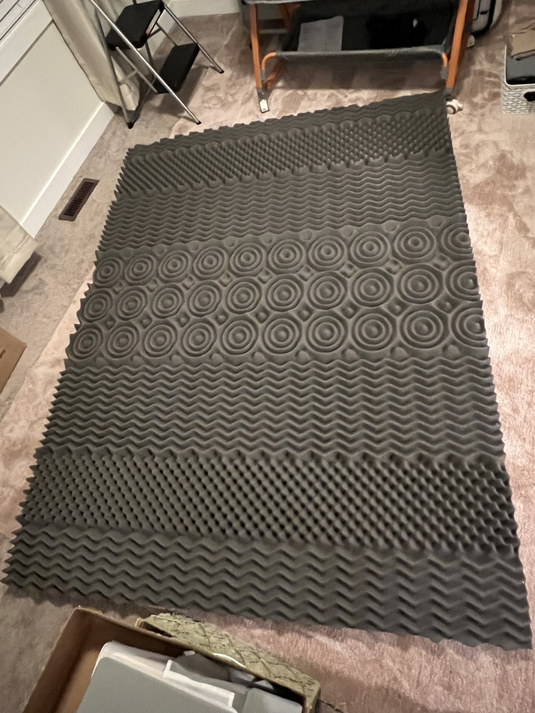 **NEW** 3 inch queen mattress topper