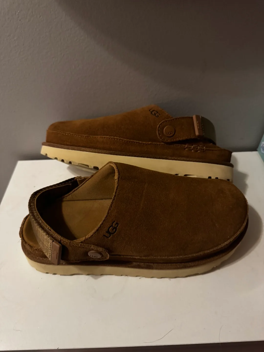 Ugg Goldenstar Clogs - Size 8 thumbnail