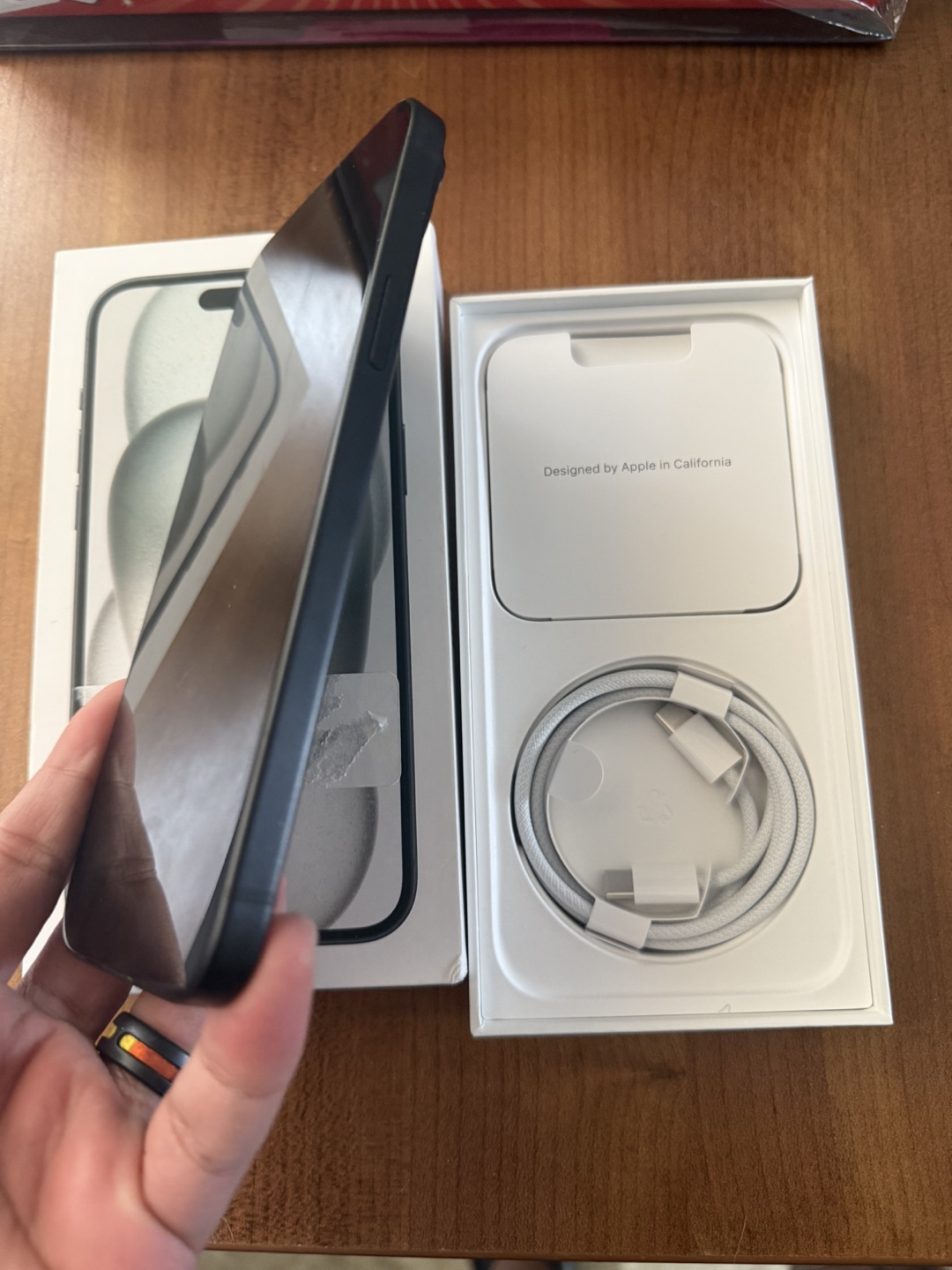 iPhone 15 Plus - photo 3