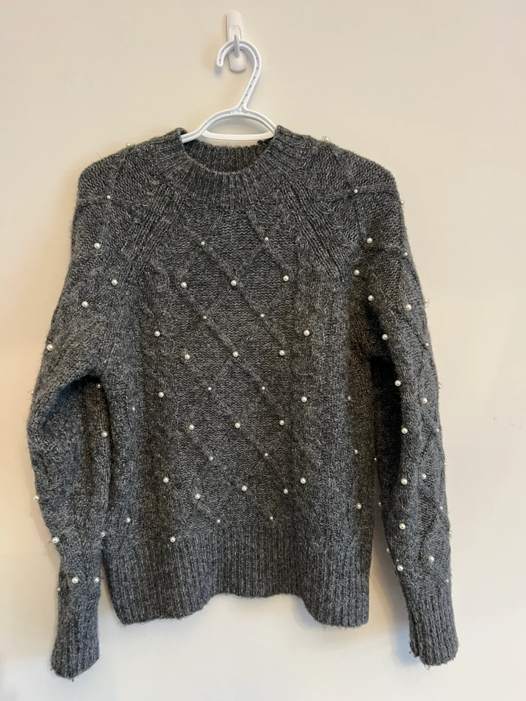 Devoted Grey Pearl Sweater XS image indicator(2)