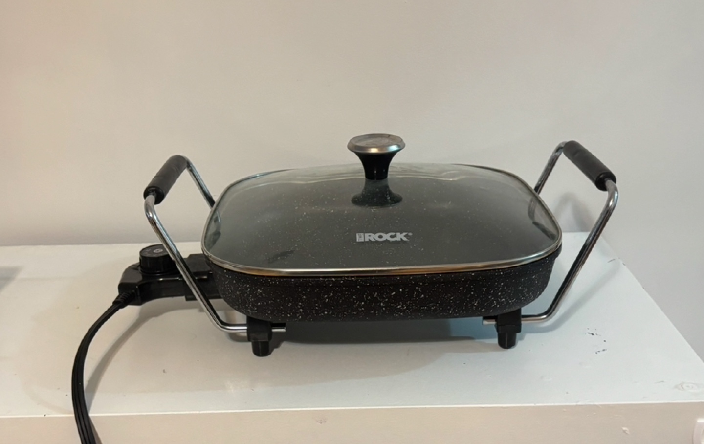 Electric Skillet with Lid - photo 2