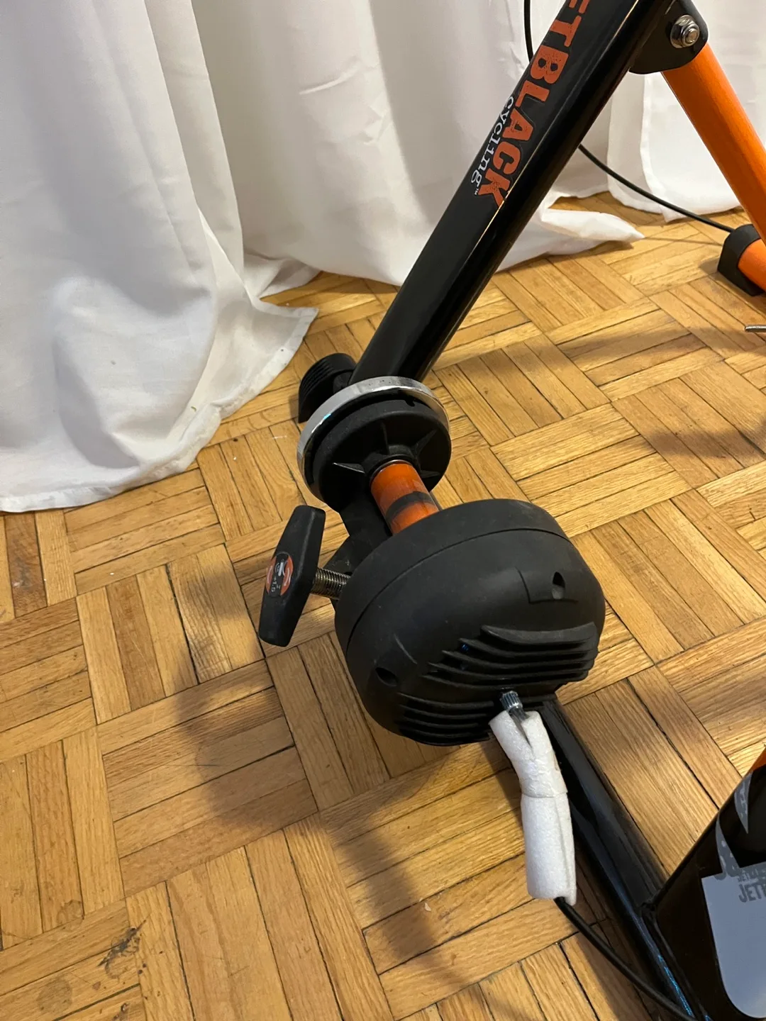 JetBlack Cycling Trainer image indicator(2)