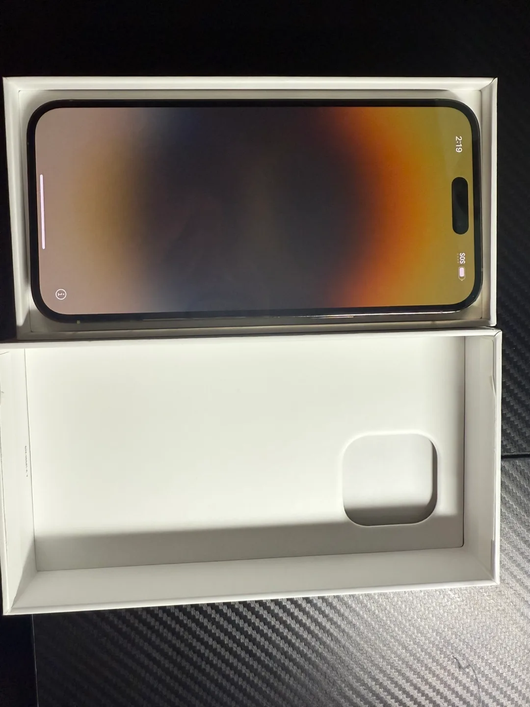 iPhone 14 Pro Max 256GB gold image indicator(2)