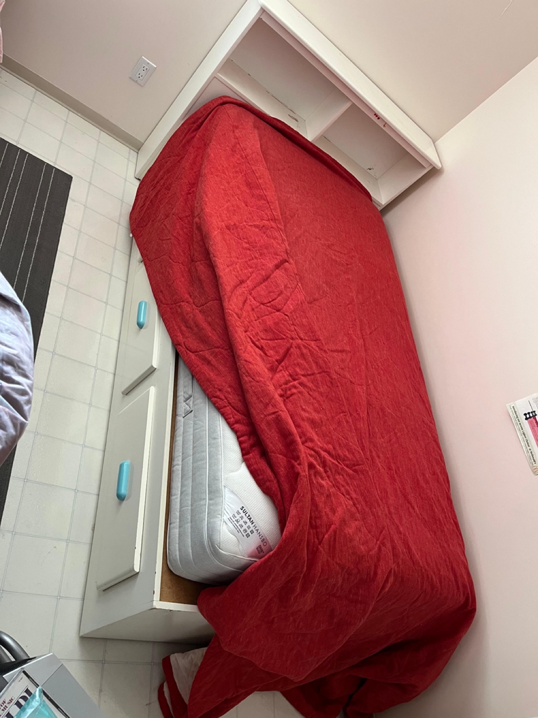 One twin bed with mattress