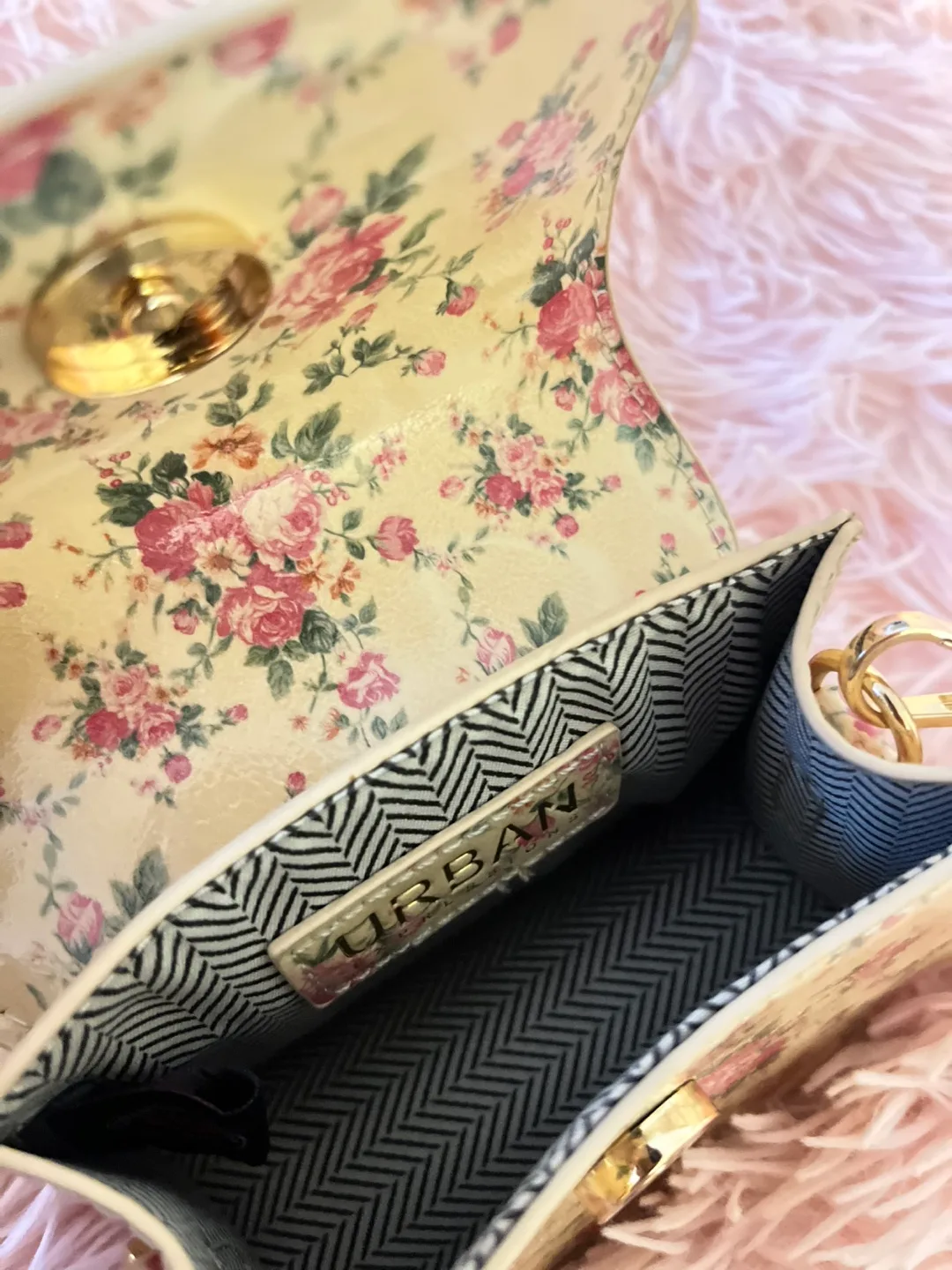 Mini Handbag for Sale image indicator(3)