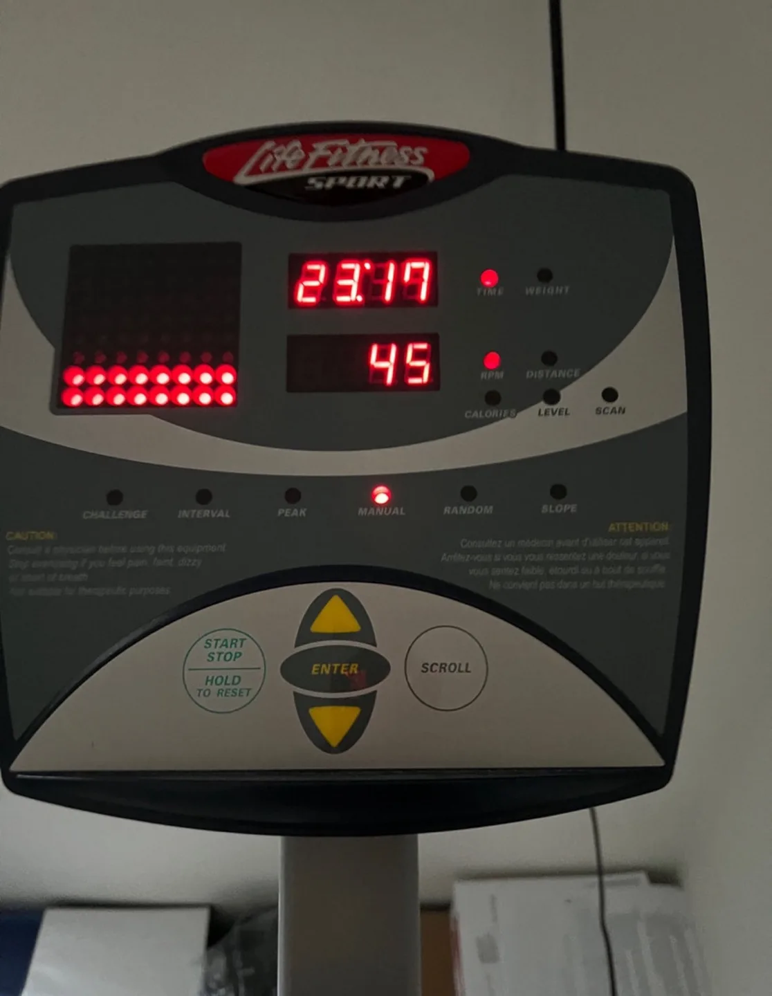 GYM GRADE Elliptical Trainer By Life Fitness Sport image indicator(5)