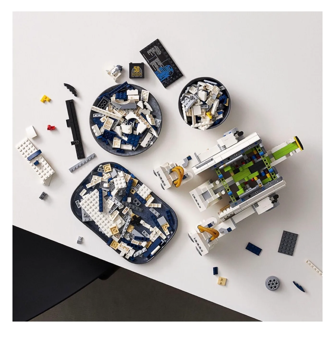 LEGO Star Wars R2-D2 75308 image indicator(4)