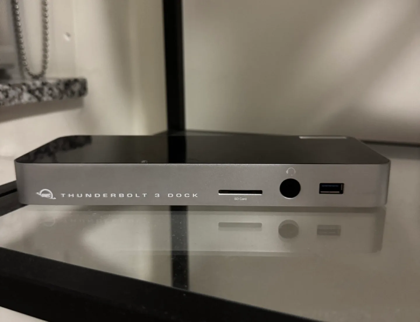 Thunderbolt 3 Dock image indicator(2)