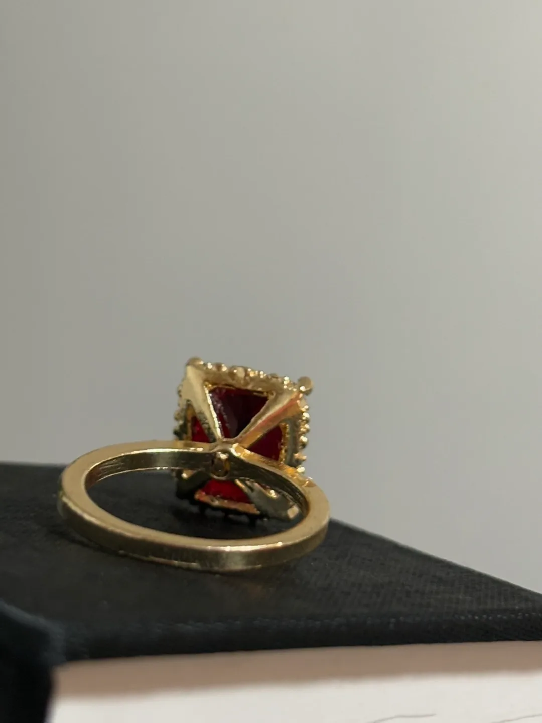 Stainless steel Gold Ring with Red Gemstone image indicator(3)