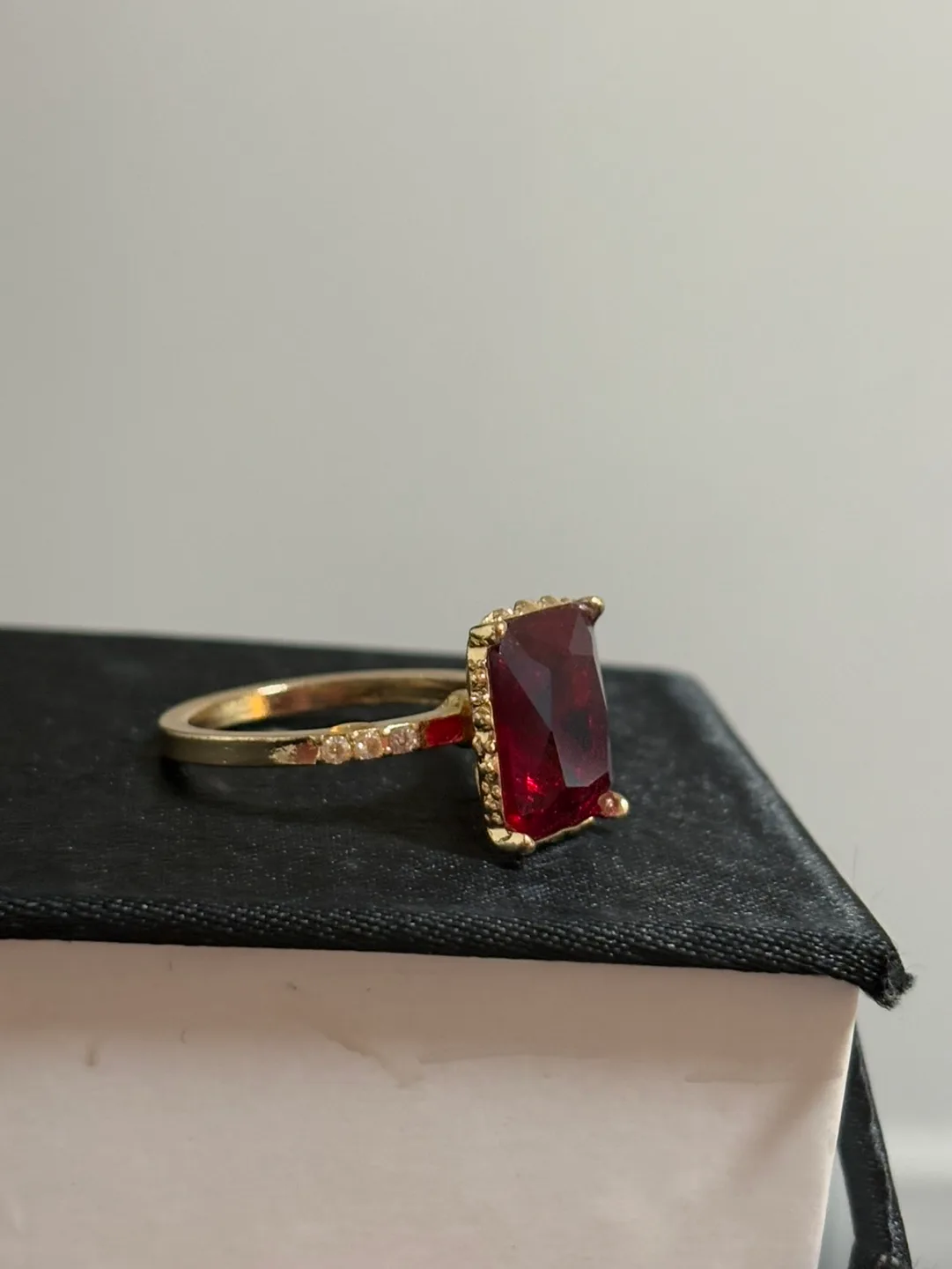 Stainless steel Gold Ring with Red Gemstone image indicator(2)