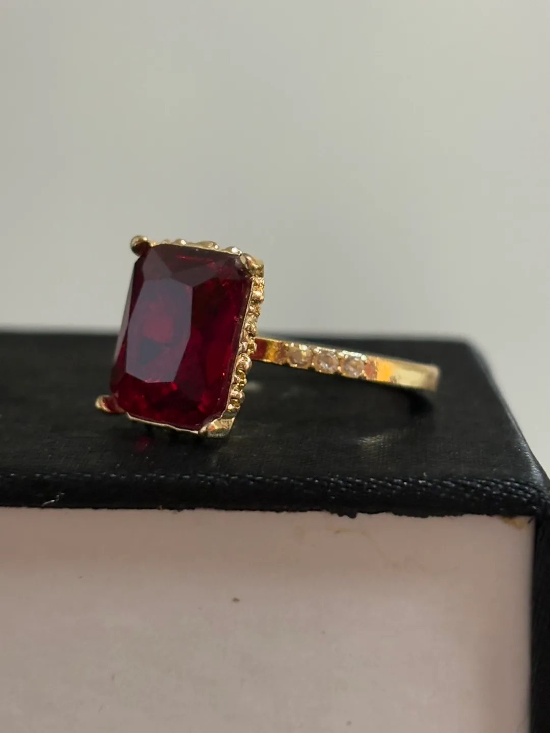 Stainless steel Gold Ring with Red Gemstone image indicator(6)