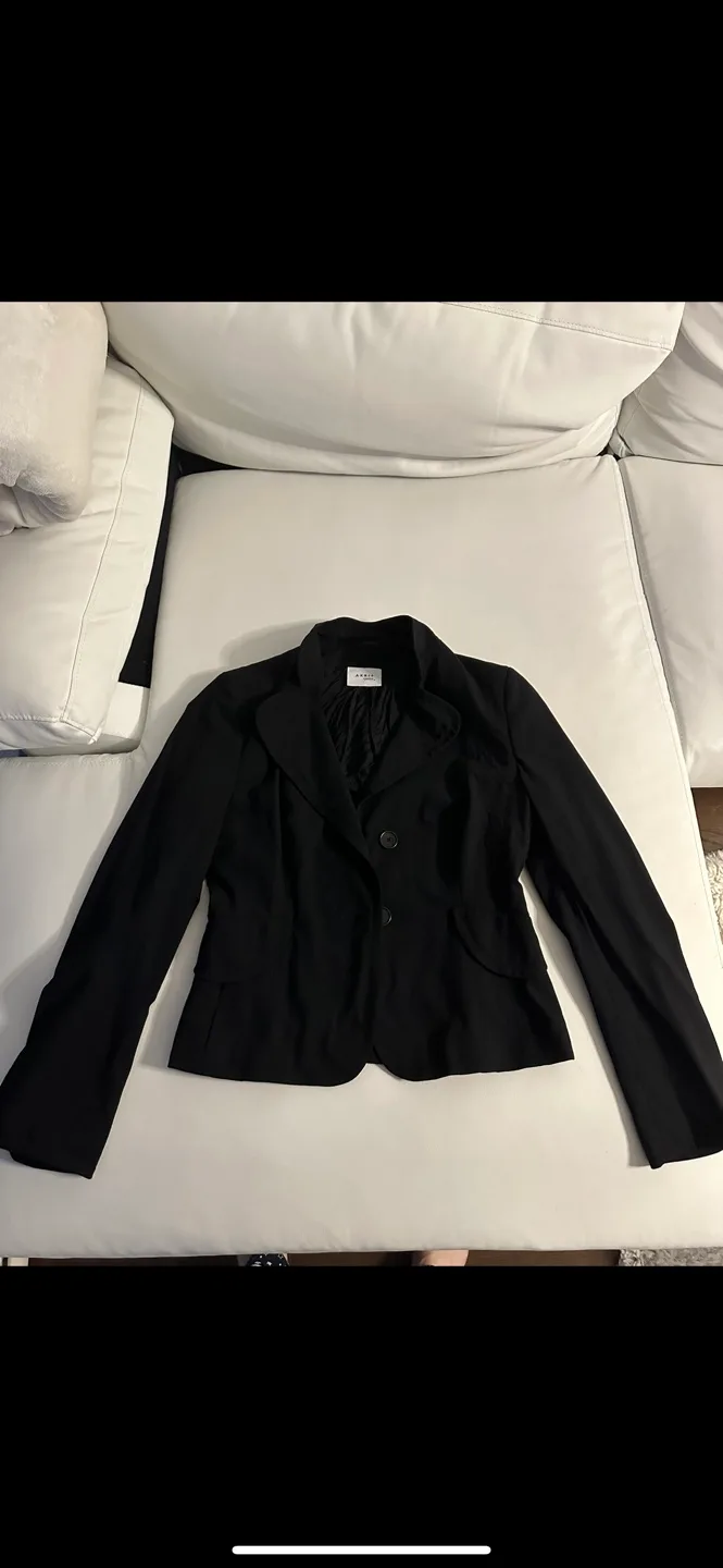 Akris punto  women's blazer 100% wool image indicator(2)