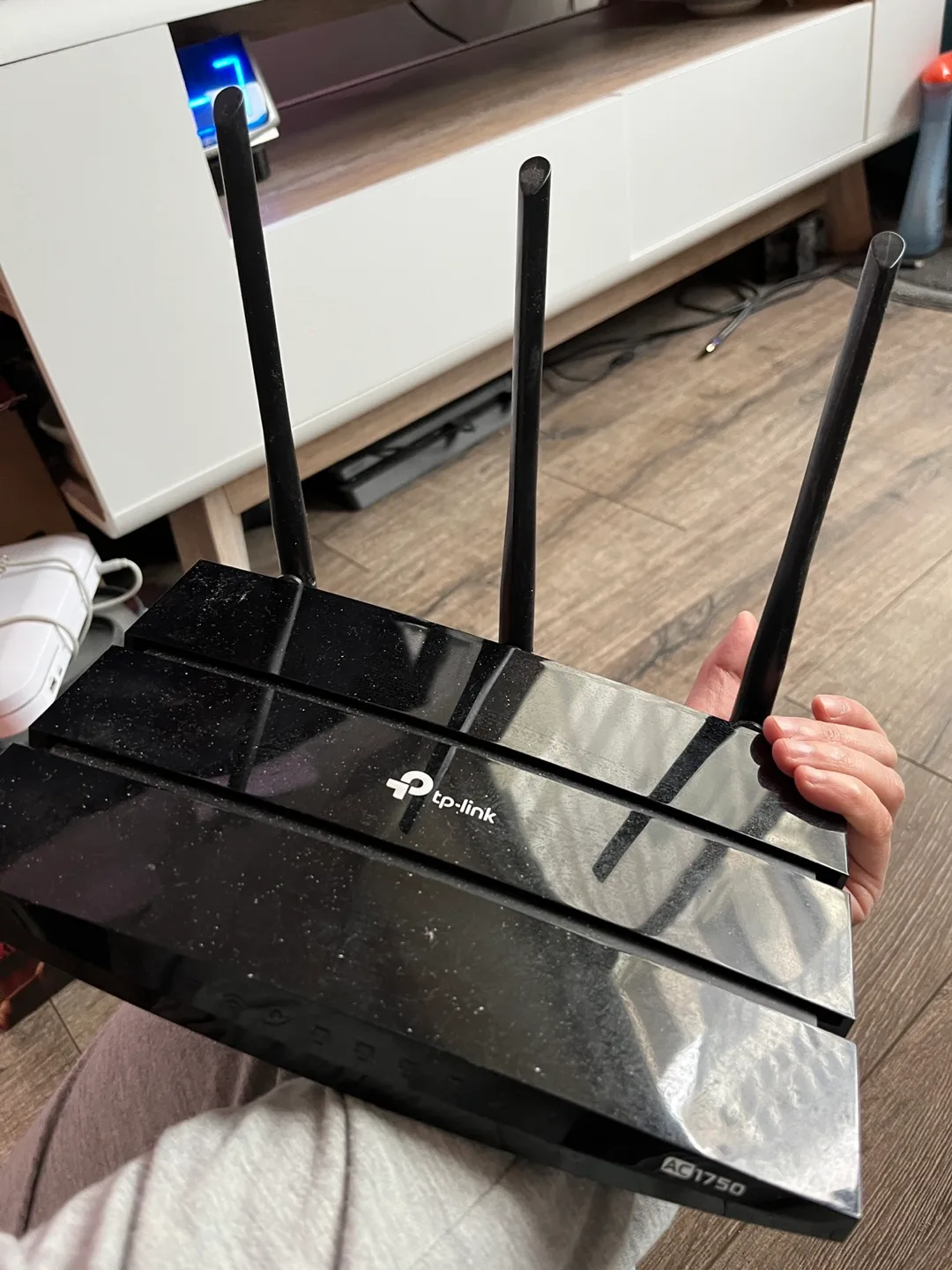 TP-Link Archer C1750 Wireless Router thumbnail