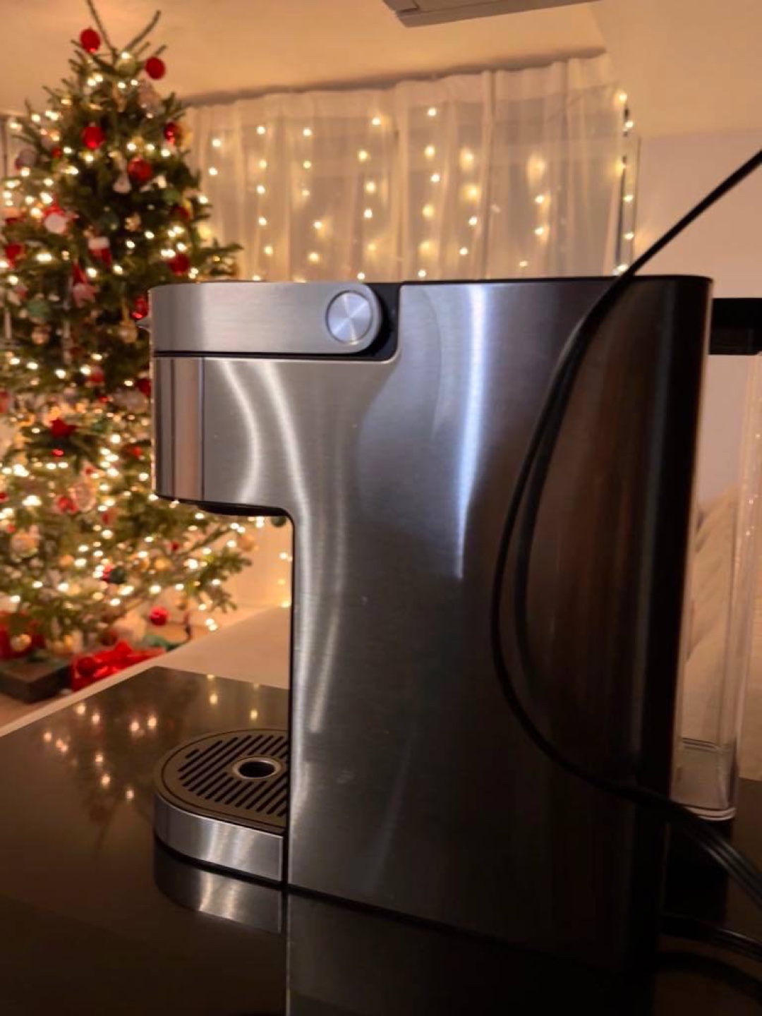 Keurig K-Supreme Plus Coffee Maker – Excellent Condition - photo 5