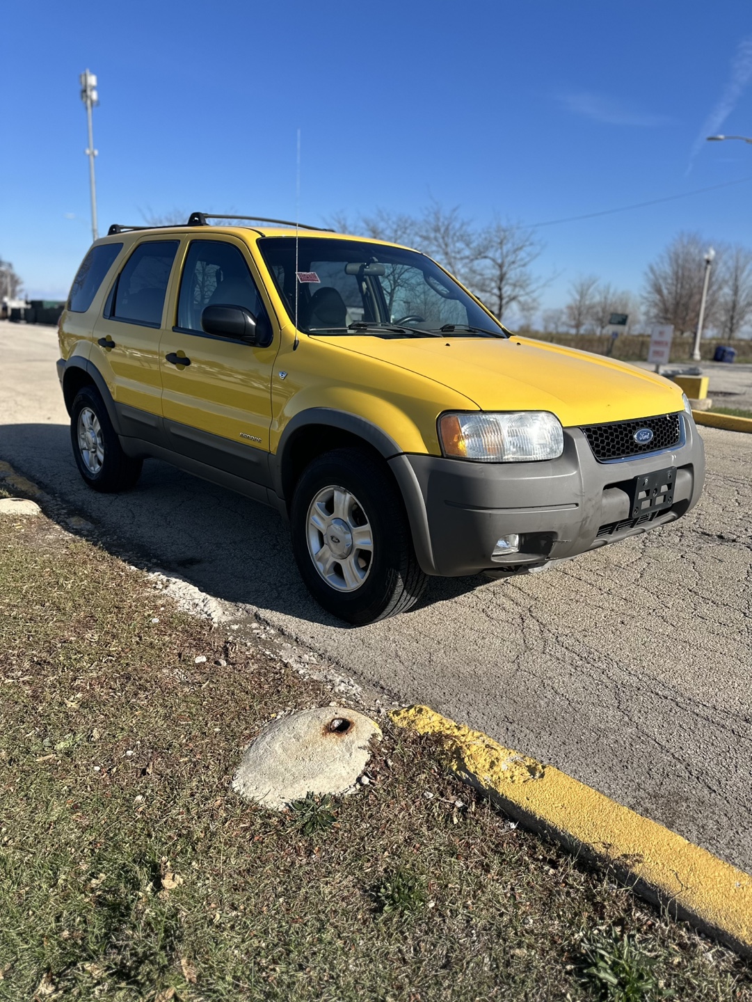 2001 Ford Escape XLT - photo 2