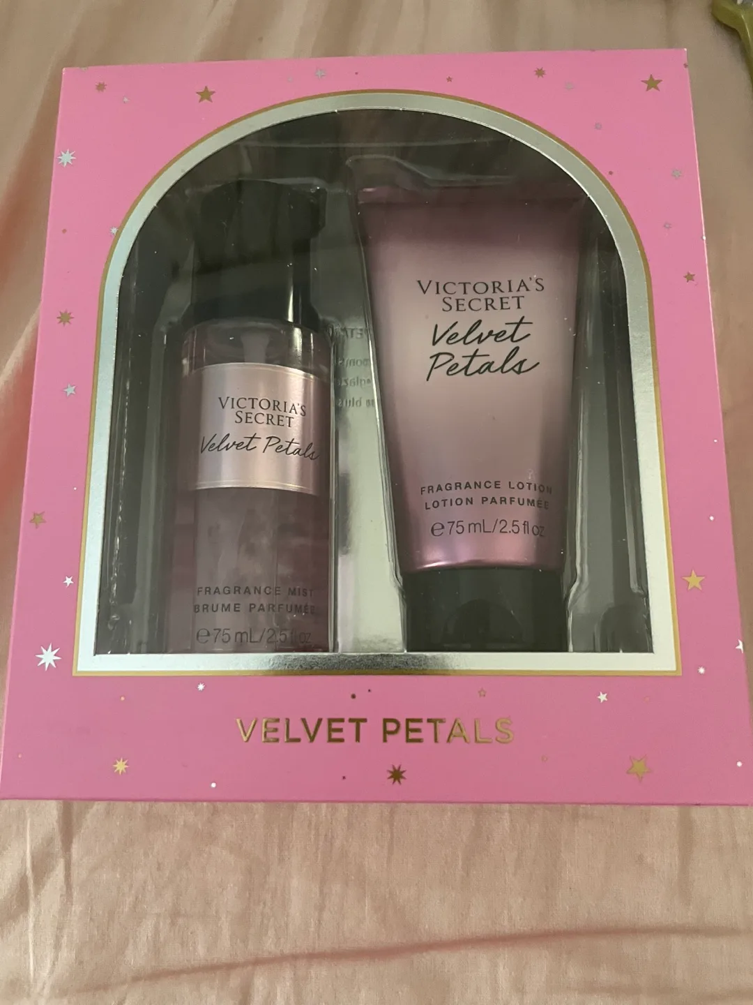 Victoria’s Secret gift set BRAND NEW‼️ image indicator(2)