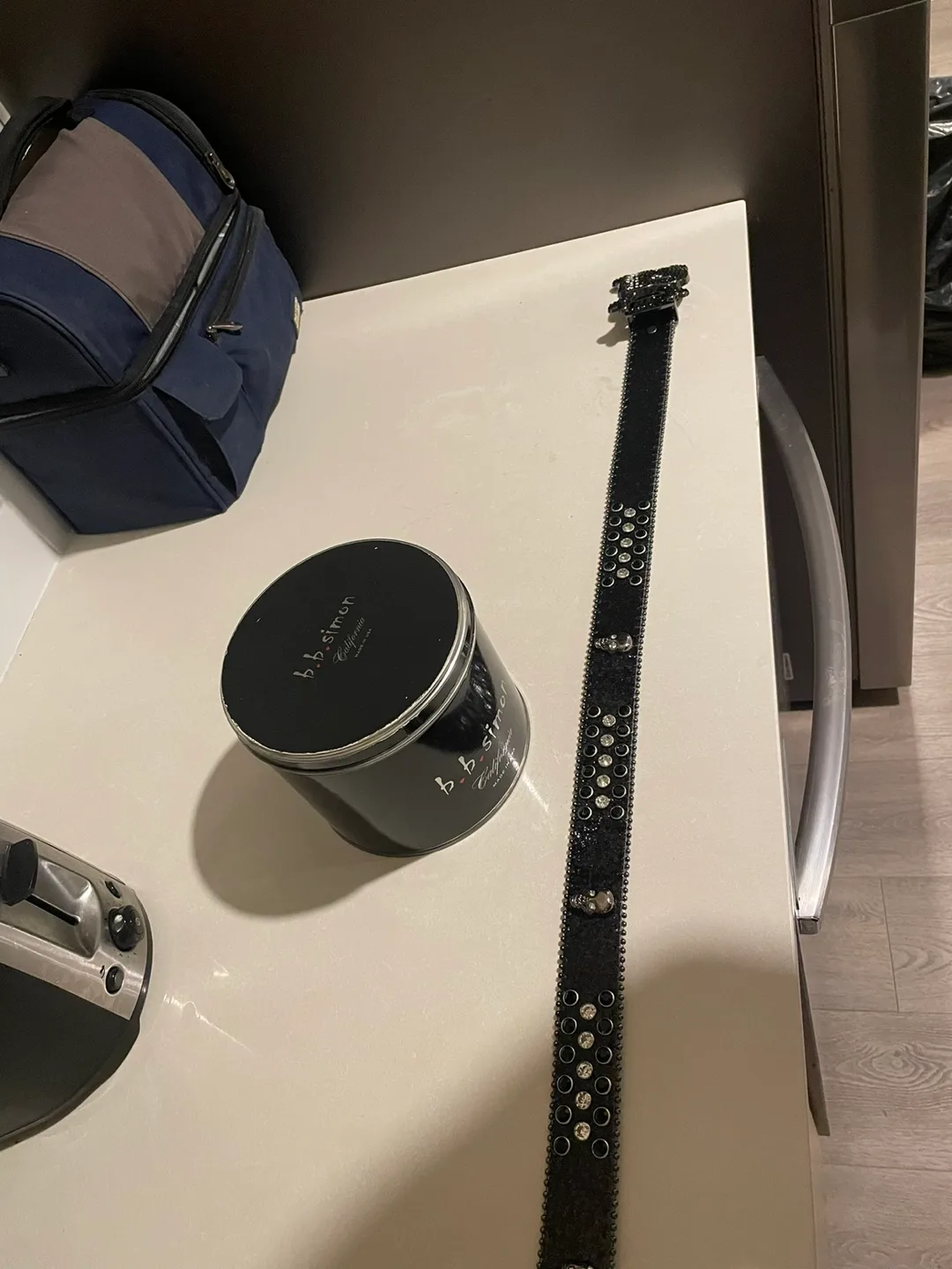 BB Dakota Black Crystal Skull Belt image indicator(2)