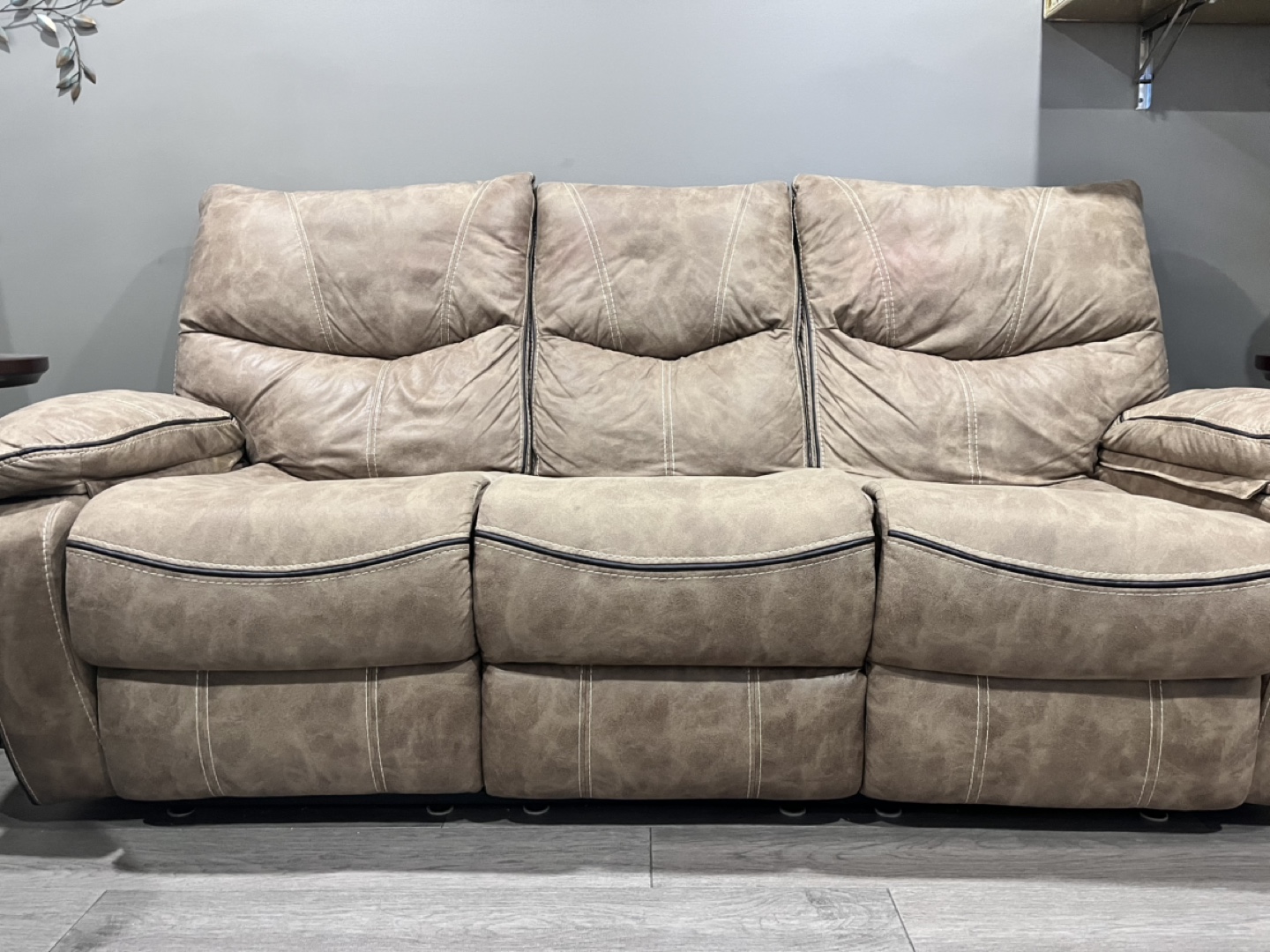 Reclining Sofa - photo 2