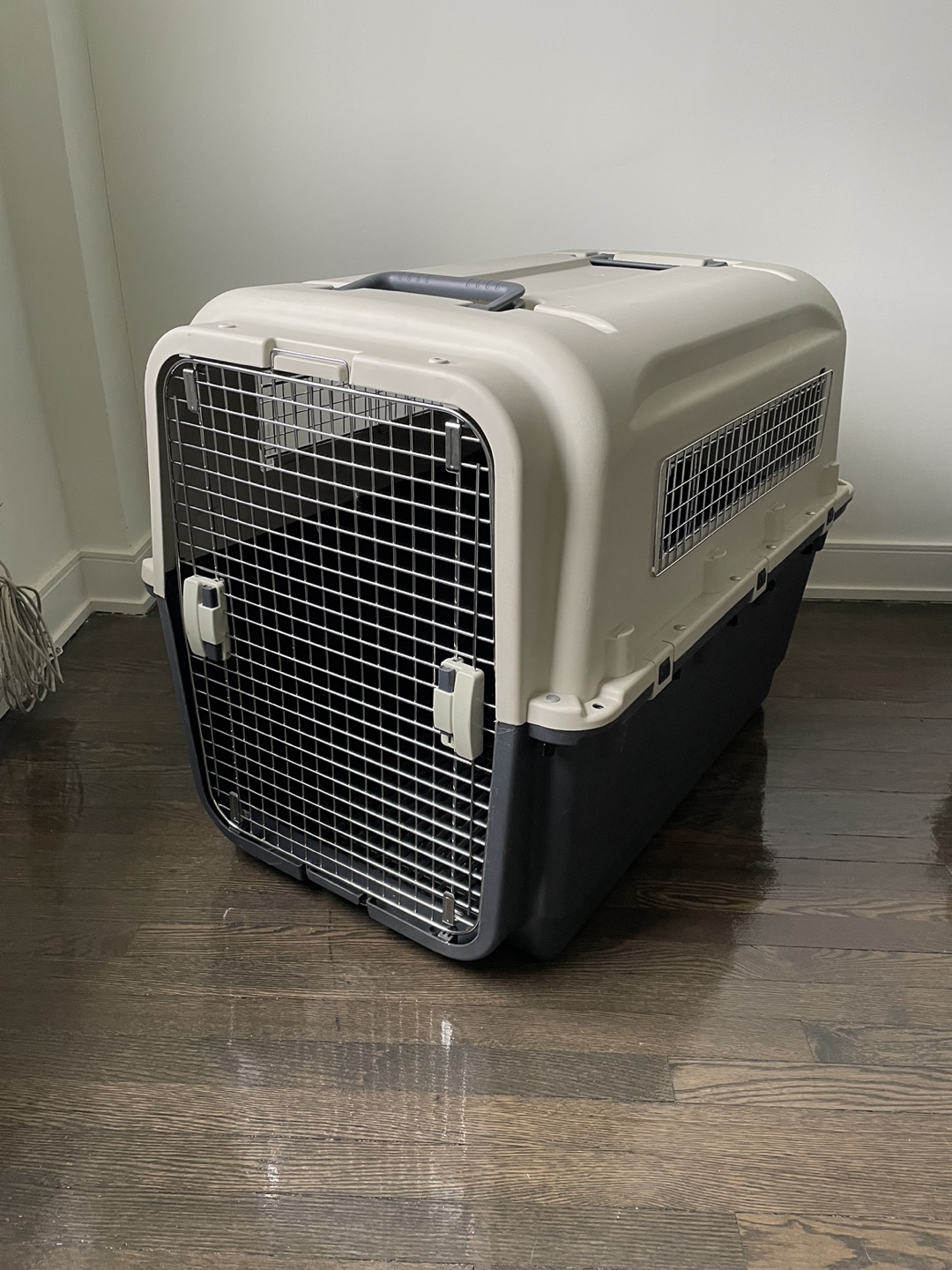 Dog crate (large)