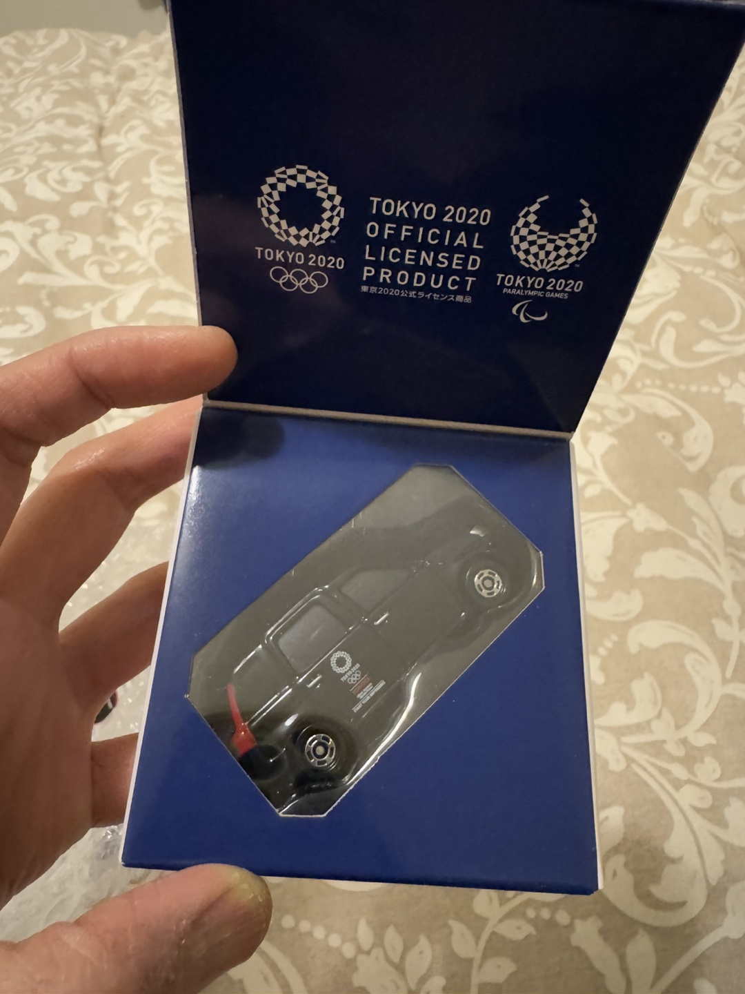 Tokyo 2020 Olympic Games Licensed Product - Taxi Toy Car - photo 2