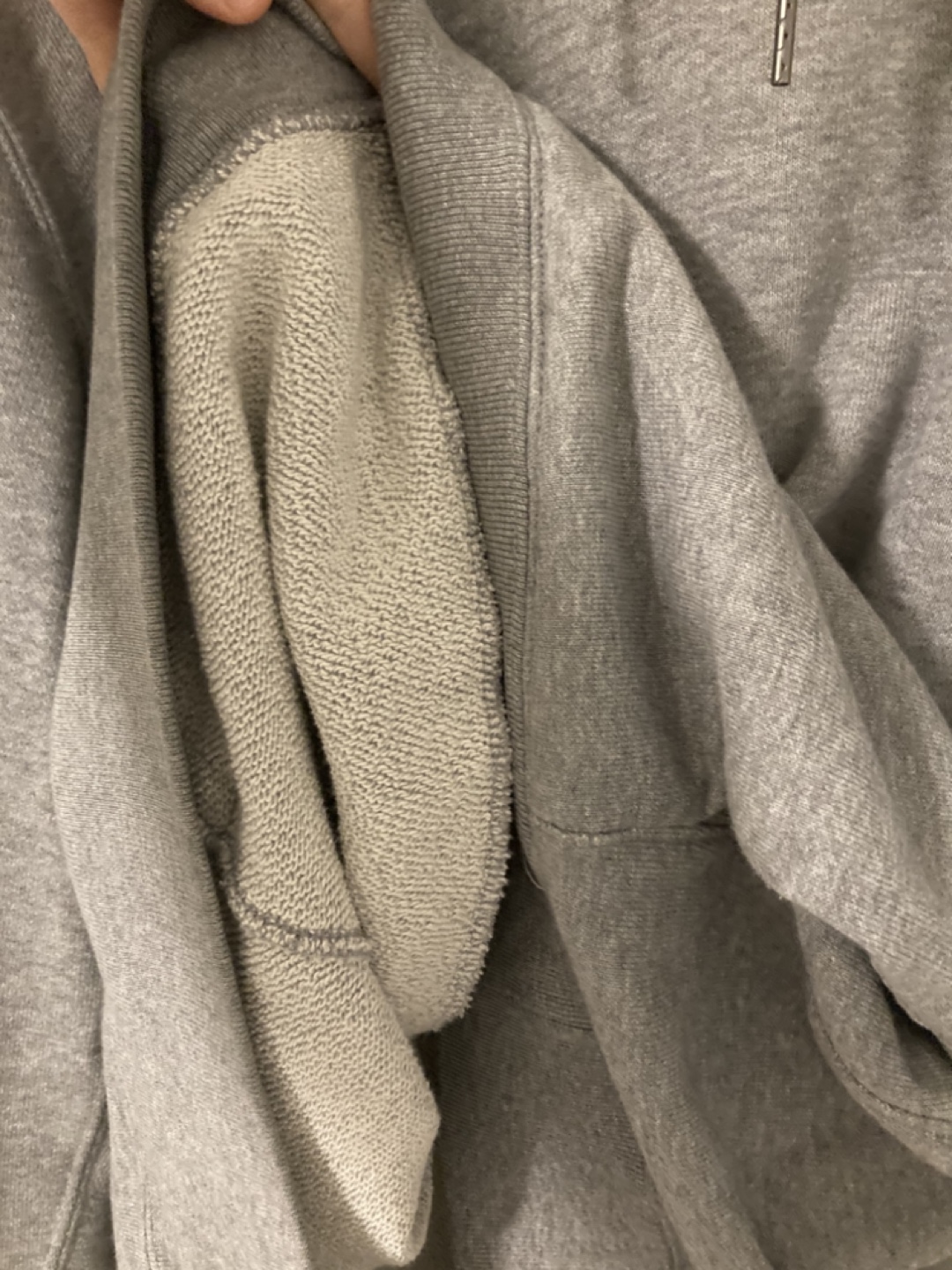 UNIQLO Grey Hoodie Size Large - photo 4